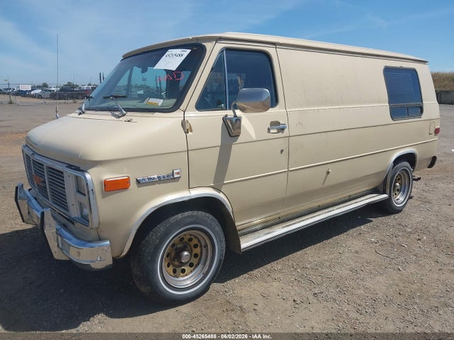 GMC Rally Wagon Van G2500