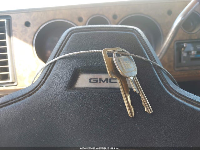 GMC Rally Wagon Van G2500