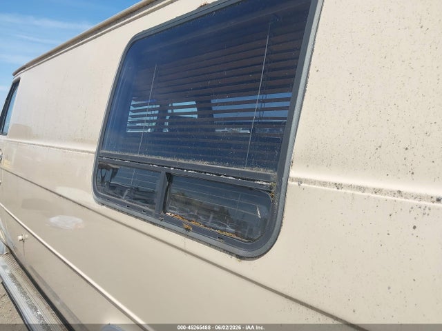 GMC Rally Wagon Van G2500