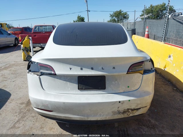 Tesla Model 3 Long Range Dual Motor All-wheel Drive