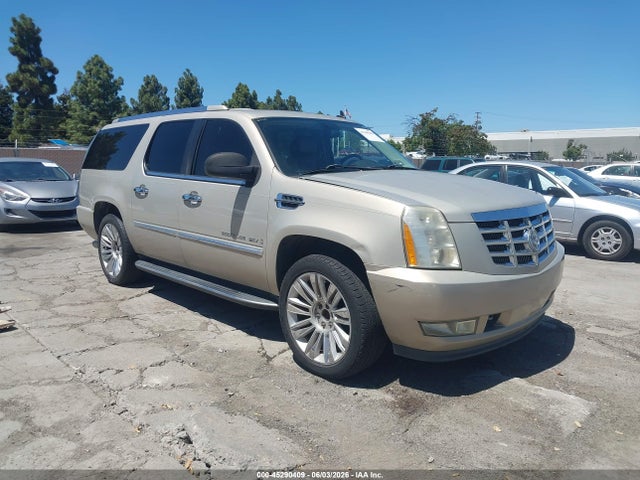 Salvage Cadillac Escalade Image