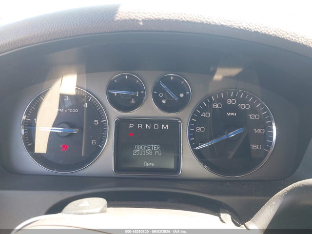 Cadillac Escalade Standard