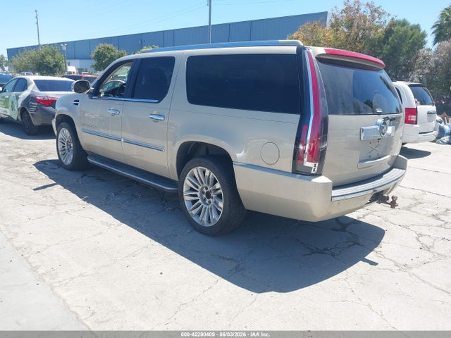 Cadillac Escalade Standard