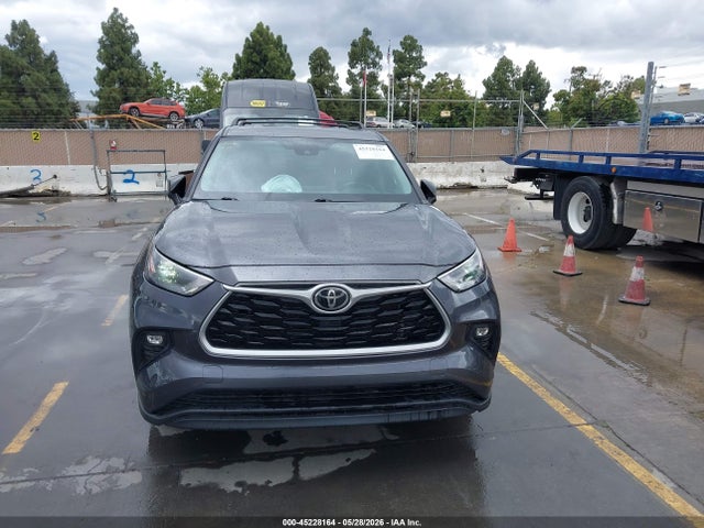 Toyota Highlander Le