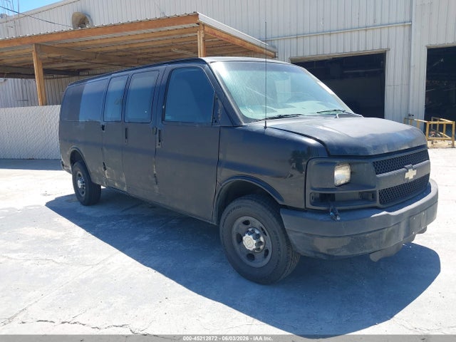 Salvage Chevrolet Express Image