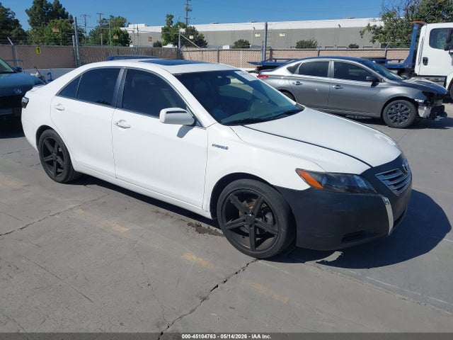 Salvage Toyota Camry Image