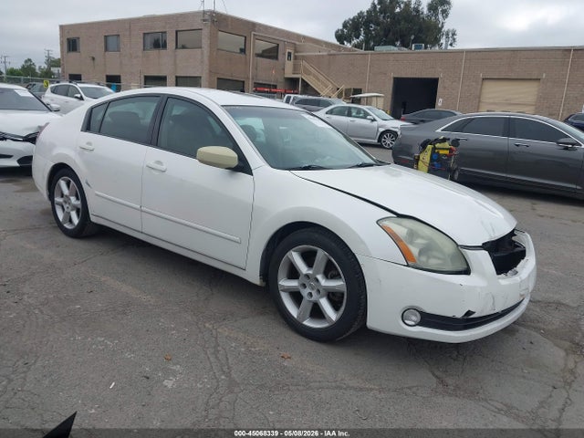 Salvage Nissan Maxima Image