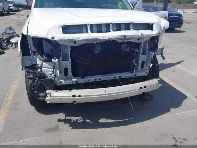 Toyota Tundra Limited 5.7l V8
