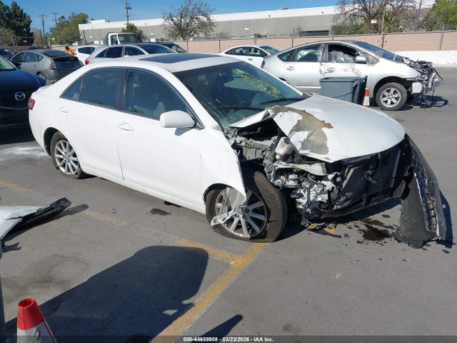Salvage Toyota Camry Image