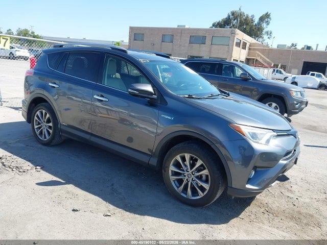 Salvage Toyota RAV4 Image