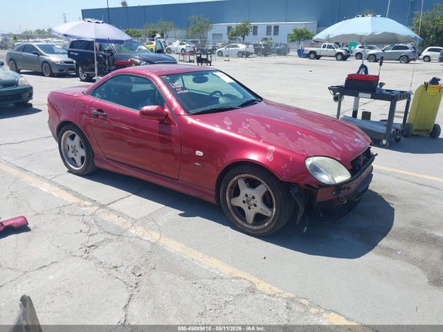Salvage Mercedes-Benz Slk-class Image