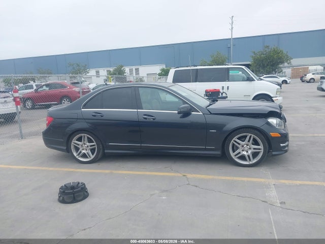 Mercedes-Benz C-Class Sport