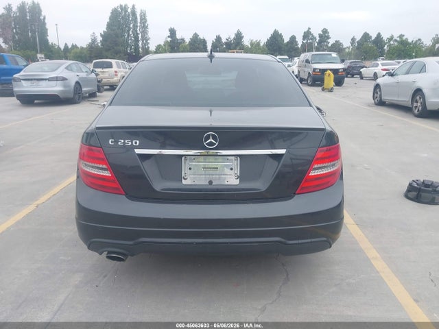 Mercedes-Benz C-Class Sport