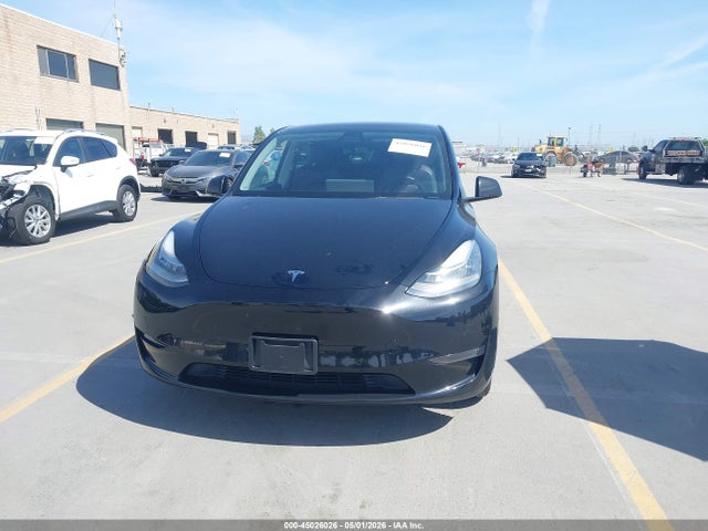 Tesla Model Y Long Range Dual Motor All-wheel Drive