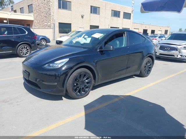 Tesla Model Y Long Range Dual Motor All-wheel Drive