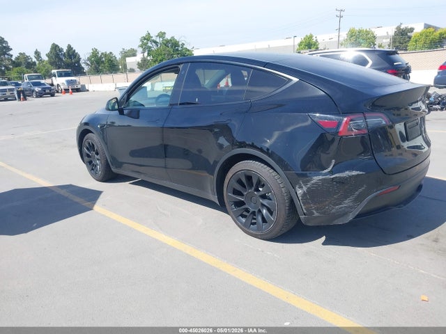 Tesla Model Y Long Range Dual Motor All-wheel Drive
