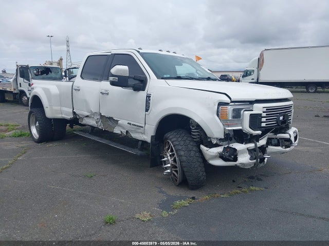Salvage Ford F-350 Image