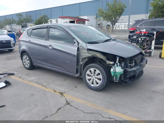 Salvage Hyundai ACCENT Image