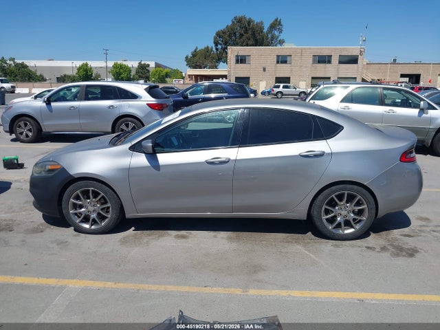 Dodge Dart Sxt