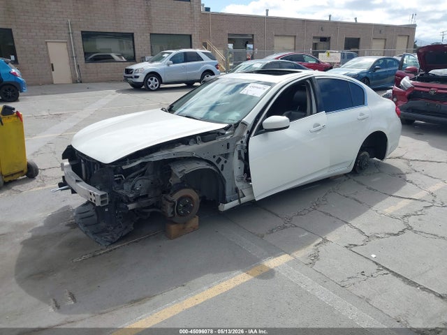 INFINITI G37 Journey