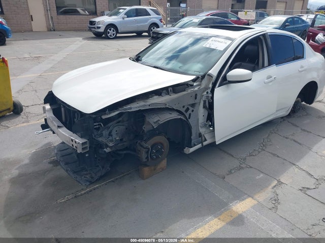 INFINITI G37 Journey