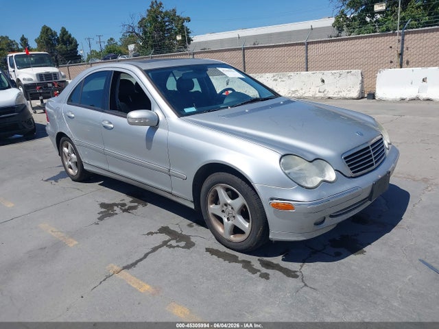 Salvage Mercedes-Benz C-Class Image