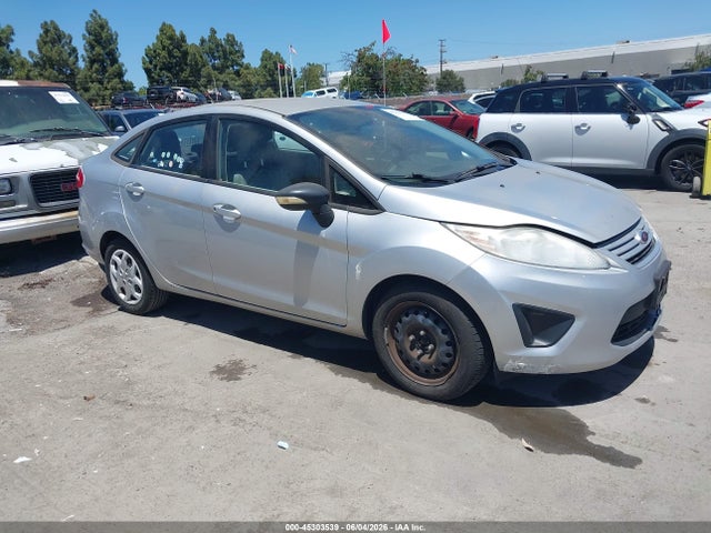Salvage Ford Fiesta Image