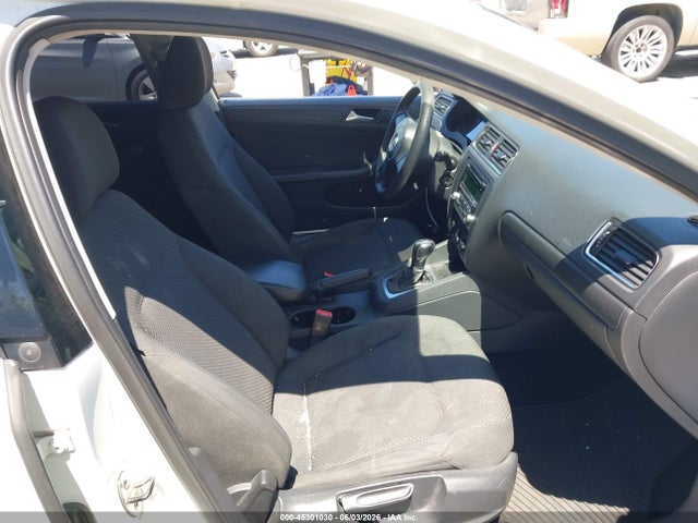 Volkswagen Jetta 2.0l S
