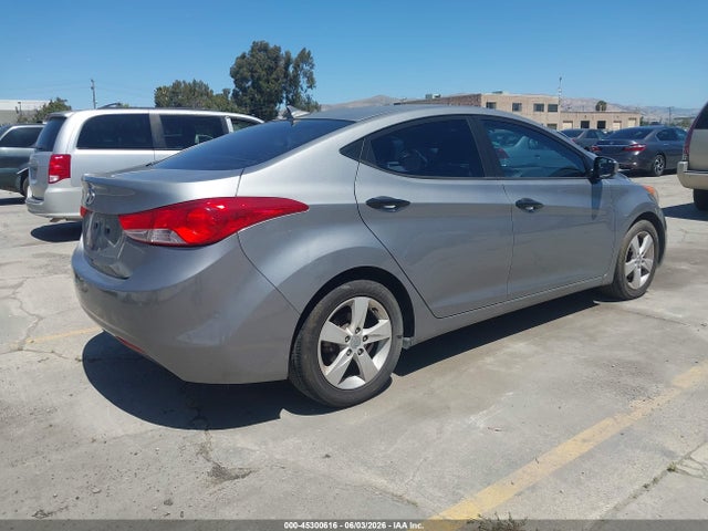 Hyundai ELANTRA Gls