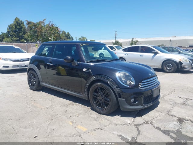 Salvage MINI Cooper Image