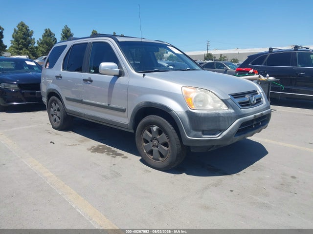 Salvage Honda CR-V Image