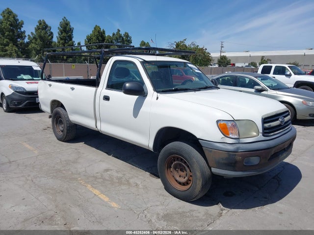 Salvage Toyota Tundra Image