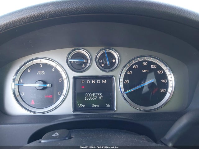 Cadillac Escalade Standard