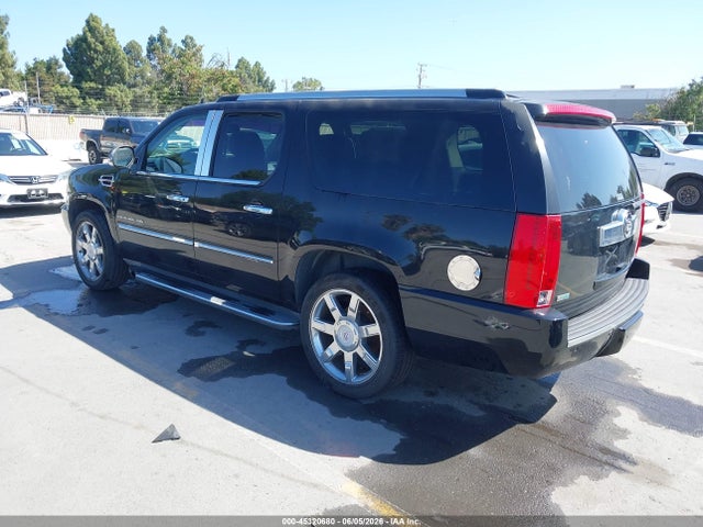 Cadillac Escalade Standard