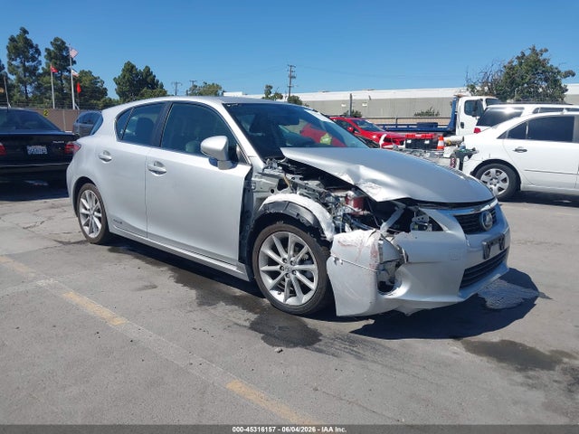 Salvage Lexus Ct Image