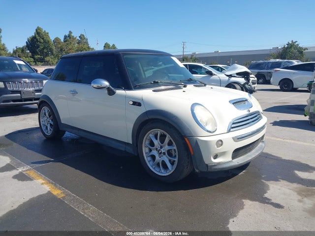 Salvage MINI Cooper S Image