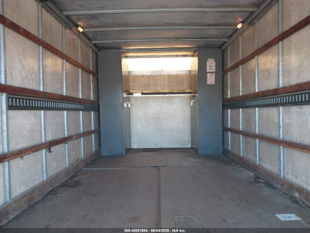 Ford E-350 Standard