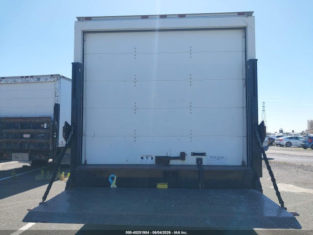 Ford E-350 Standard