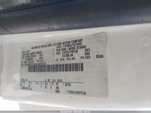 Ford E-350 Standard