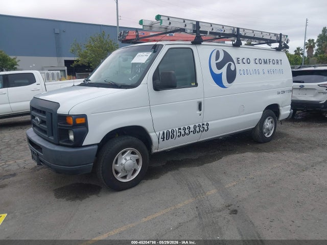 Ford E-150 Commercial