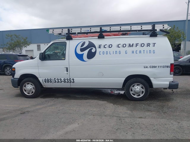Ford E-150 Commercial