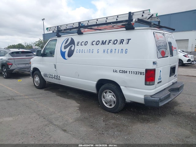 Ford E-150 Commercial