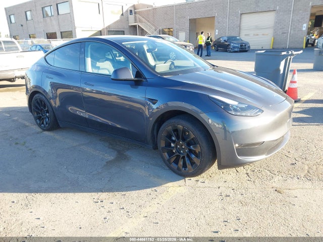 Salvage Tesla Model Y Image