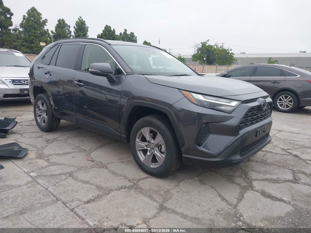 Salvage Toyota RAV4 Image