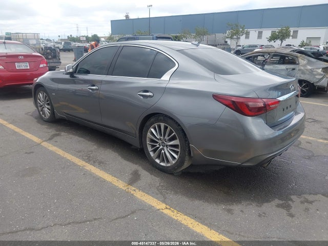 INFINITI Q50 3.0t Luxe