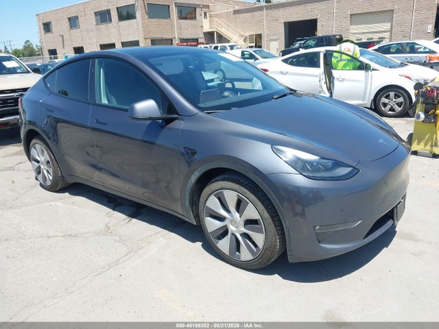 Salvage Tesla Model Y Image