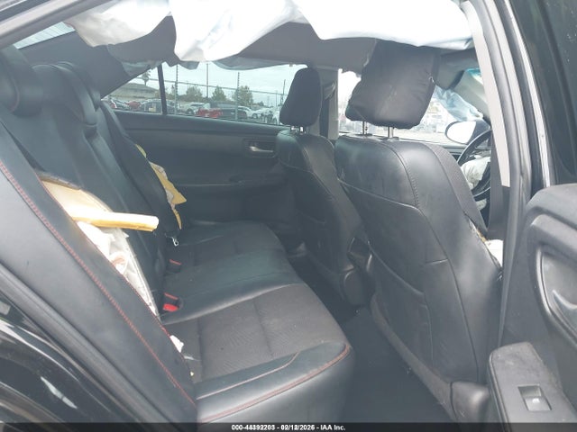Toyota Camry Se