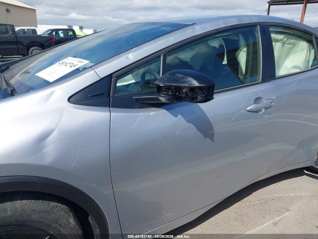 Toyota Prius Le