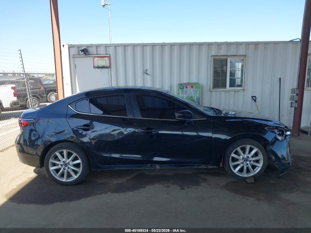 Mazda Mazda3 Touring