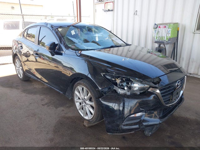 Salvage Mazda Mazda3 Image